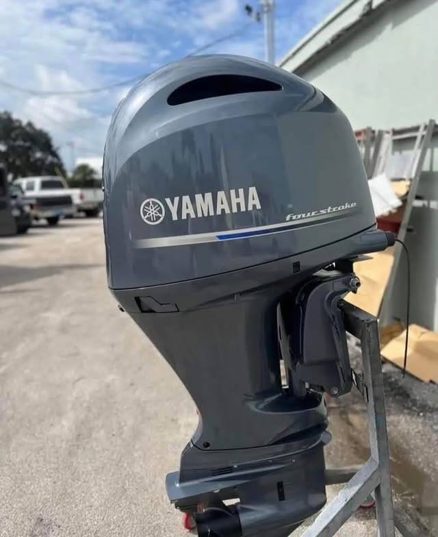 Yamaha F175LA 175HP outboard for sale - Image 6