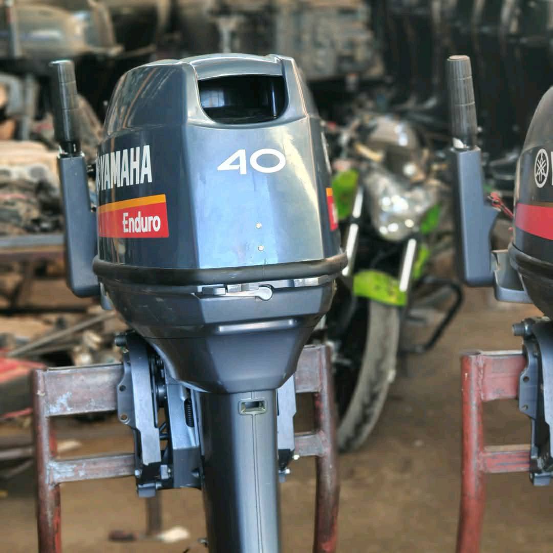Yamaha 40 hp Enduro outboard engine 2-Stroke Long Shaft - Image 4