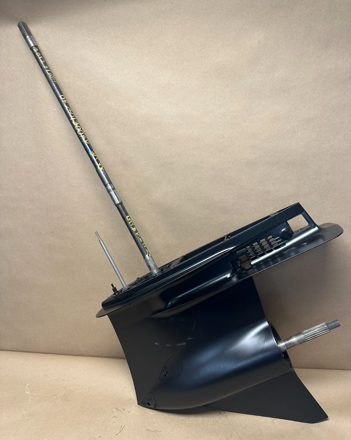 Used OEM Suzuki 4-Stroke DF250 & DF300 HP AP Models 30-Inch Outboard Lower Unit