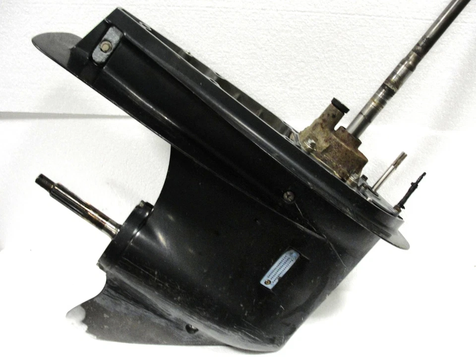 Used and New 2007 Suzuki 225HP Lower Unit - Image 12