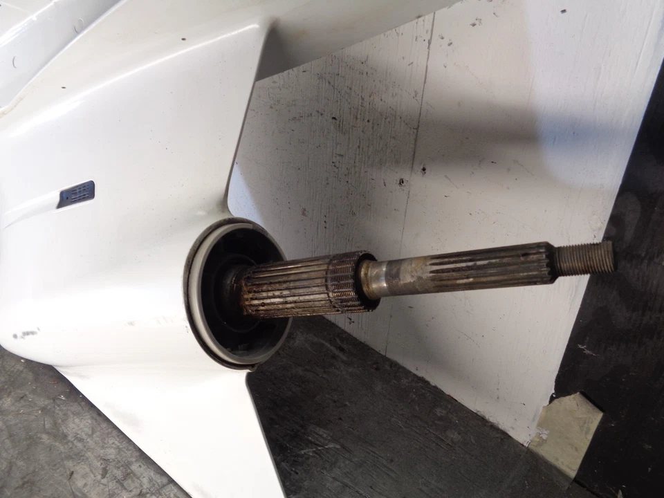 Used 2024 DF350 350hp Dual Prop Suzuki 4-Stroke 30" Outboard Lower Unit